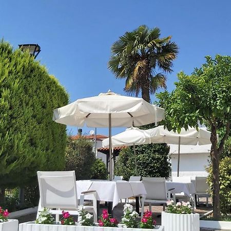 Akrogiali Exclusive Hotel (Adults Only) Políhrono Kültér fotó