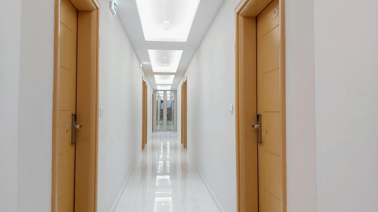 Akrogiali Exclusive Hotel (Adults Only) Políhrono Kültér fotó