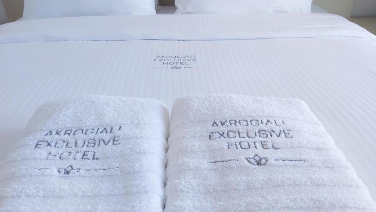 Akrogiali Exclusive Hotel (Adults Only) Políhrono Kültér fotó
