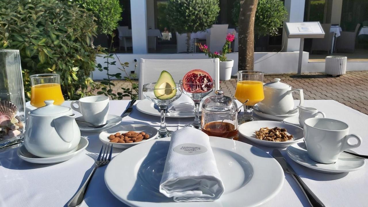 Akrogiali Exclusive Hotel (Adults Only) Políhrono Kültér fotó