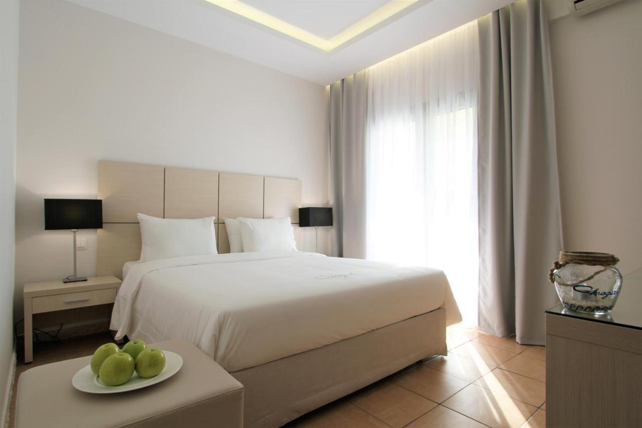 Akrogiali Exclusive Hotel (Adults Only) Políhrono Kültér fotó