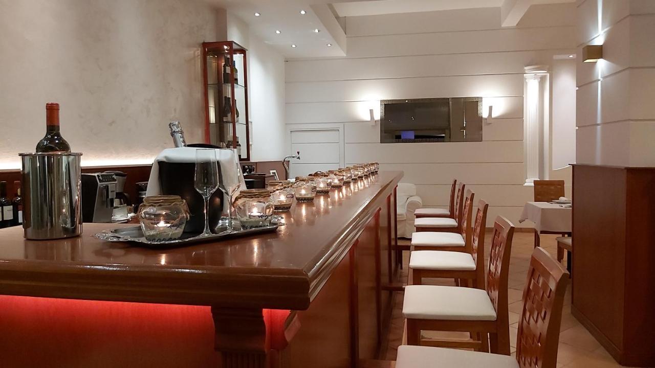 Akrogiali Exclusive Hotel (Adults Only) Políhrono Kültér fotó
