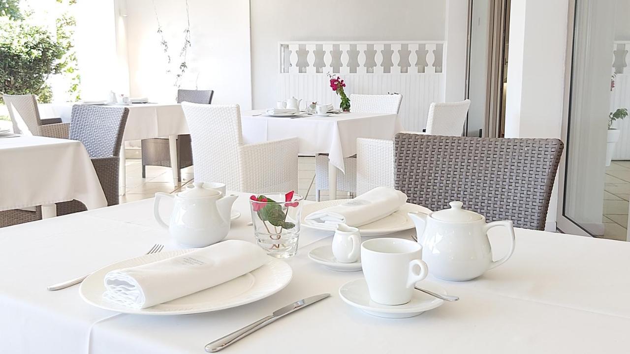 Akrogiali Exclusive Hotel (Adults Only) Políhrono Kültér fotó