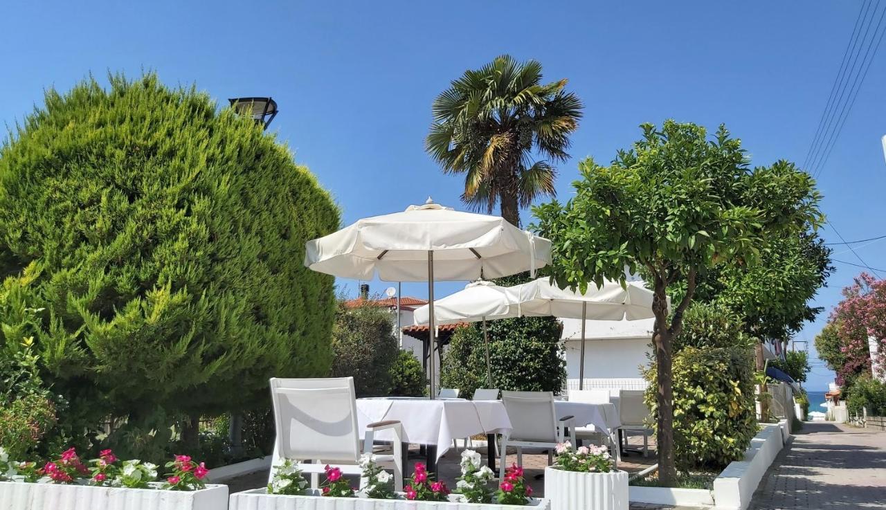 Akrogiali Exclusive Hotel (Adults Only) Políhrono Kültér fotó