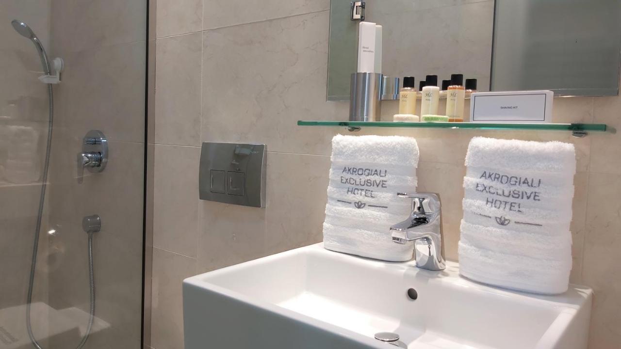 Akrogiali Exclusive Hotel (Adults Only) Políhrono Kültér fotó