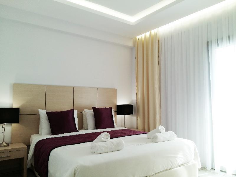 Akrogiali Exclusive Hotel (Adults Only) Políhrono Kültér fotó