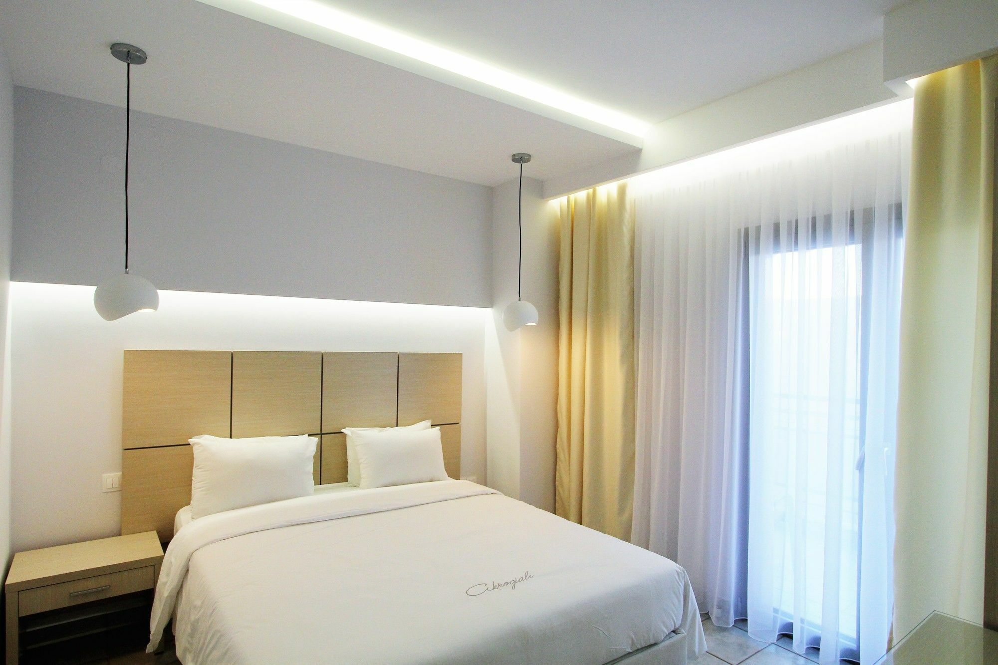 Akrogiali Exclusive Hotel (Adults Only) Políhrono Kültér fotó
